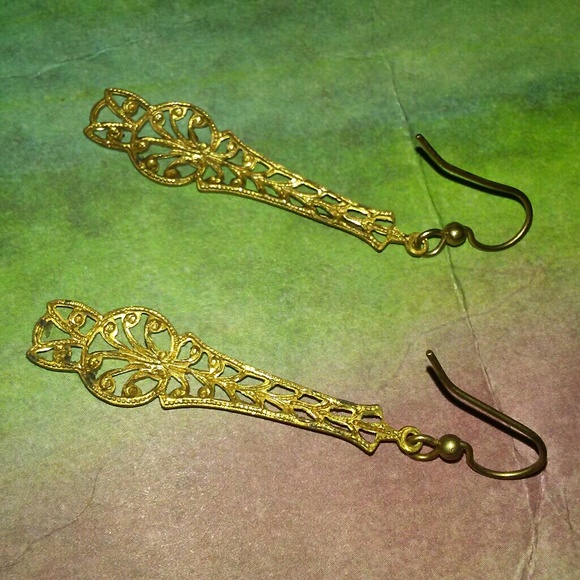 Brass Filigree Handmade Earrings Vintage Repro Gold Art Deco Nouveau Charm KATTA - Picture 5 of 6